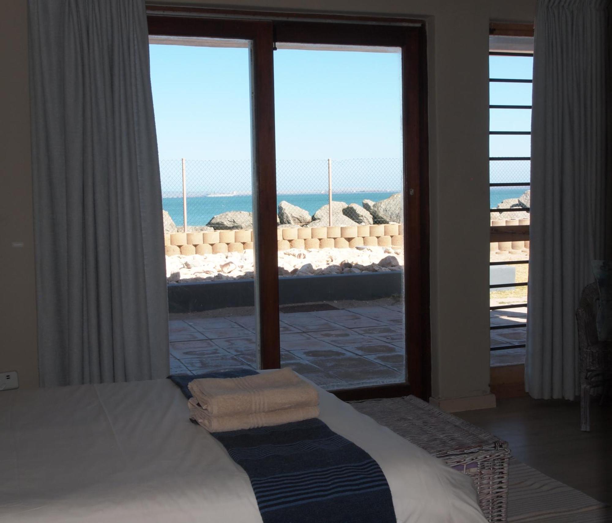 Villa On Deck à Langebaan Extérieur photo